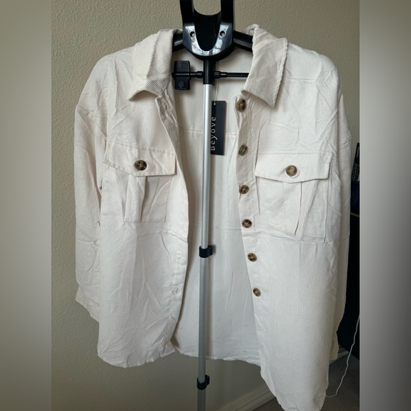 Beyove Womens long Sleeve Button down Shacket - Picture 3 of 5